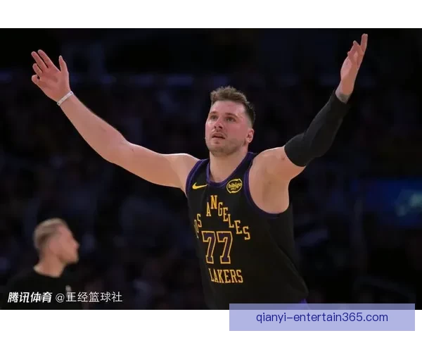 杰弗森回应东契奇批评称巨星初期投篮为热身 老詹离队后湖人面临夺冠断层 杰弗森回应东契奇批评称巨星初期投篮为热身 老詹离队后湖人面临夺冠断层